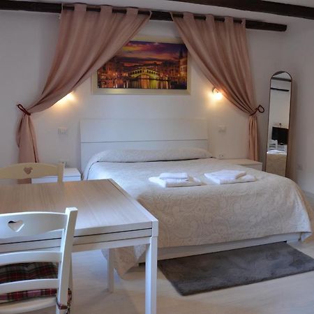 Casa Di Sam, Венеция Экстерьер фото