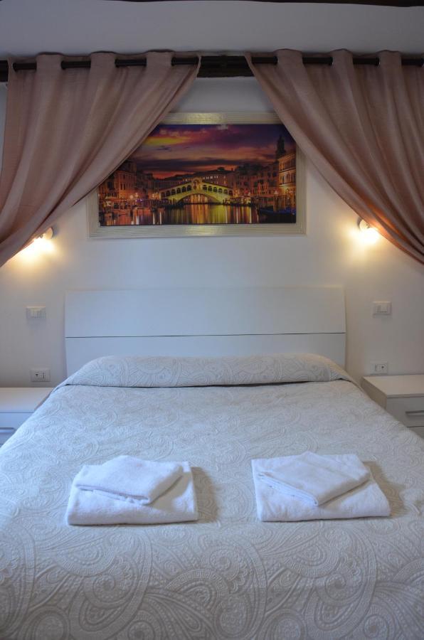 Casa Di Sam, Венеция Экстерьер фото
